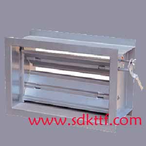 ���_���~�L���{���y